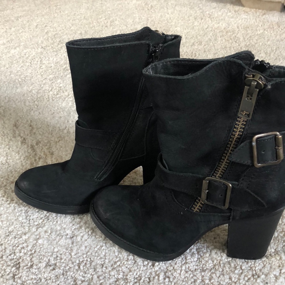 Steve Madden black suede boots